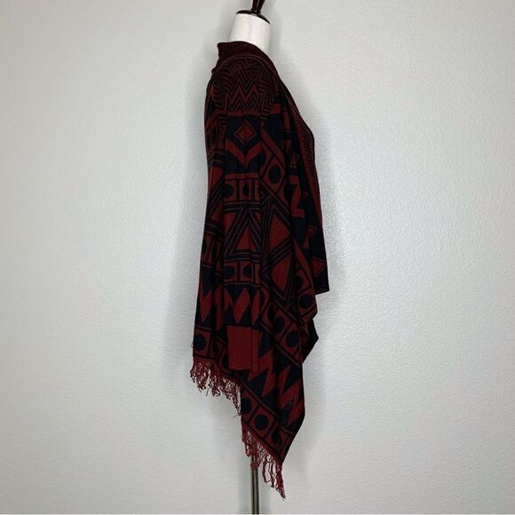 Active Designed in Los Angeles Geometric Knit Fringe Open Front Cardigan - Picture 6 of 14